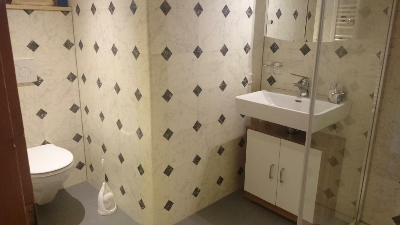 Mattihus Apartment Sankt Stephan ภายนอก รูปภาพ